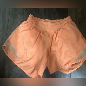 Lululemon hotty hots, size 4